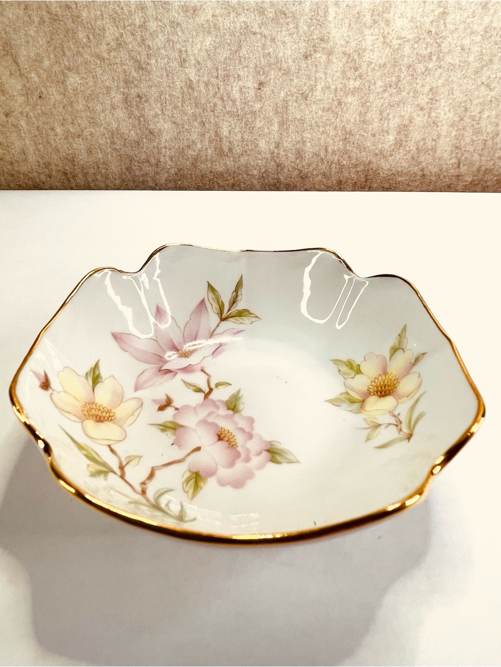 VTG 1980s Collection Paris Porcelain Dish Made in France Daylily Mallow Flowers